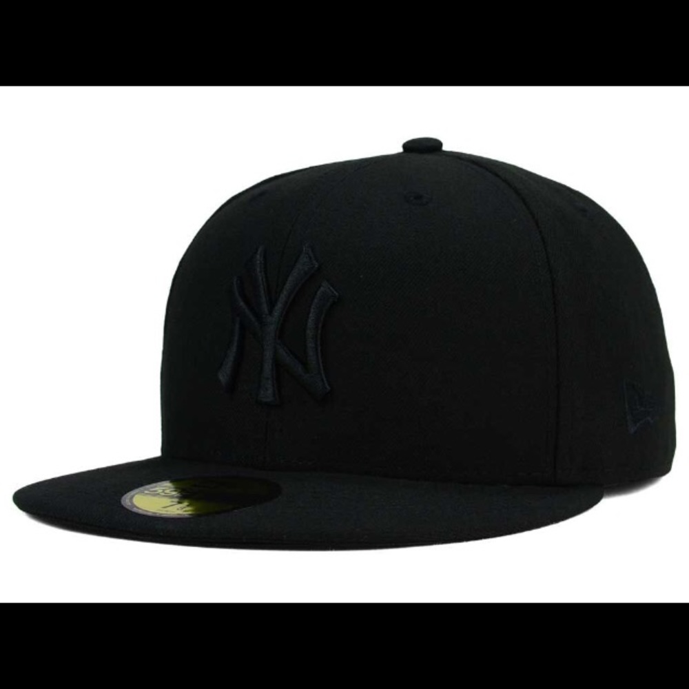 Yankees fitted hat